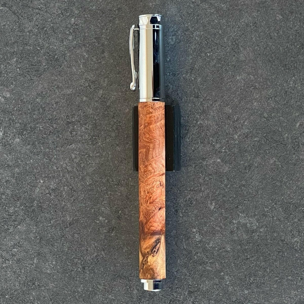 【花梨瘤杢紅白】グラデュエイト万年筆 花梨瘤杢紅白】グラデュエイト万年筆 花梨紅白 本花梨瘤 万年筆