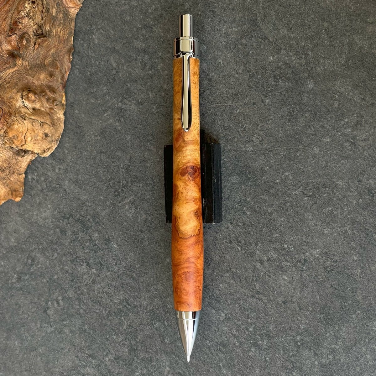 ⑱Bハンドメイド木軸シャーペン花梨瘤紅白赤濃いめ Amazon.co.jp: ⑱B