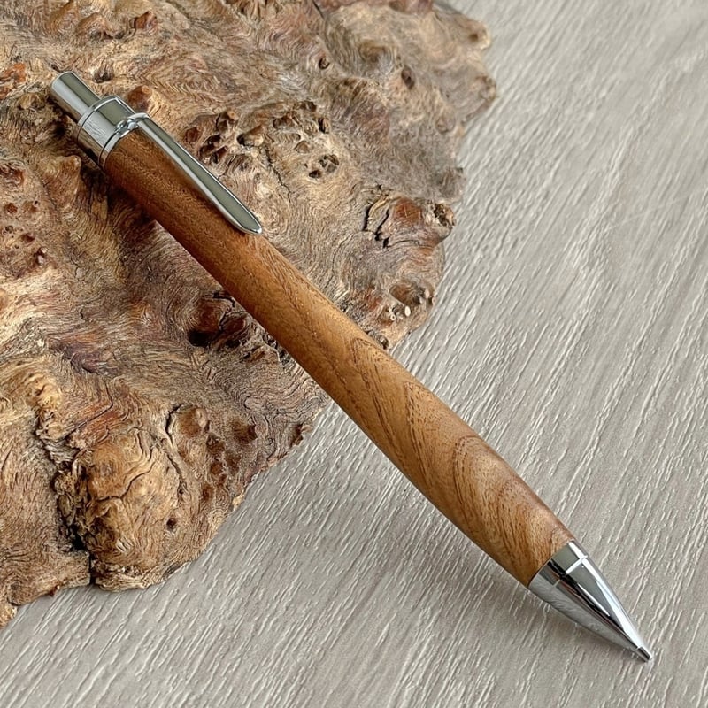 桑（くわ）/ UMA 木軸シャープペンシル 【一点もの！509132