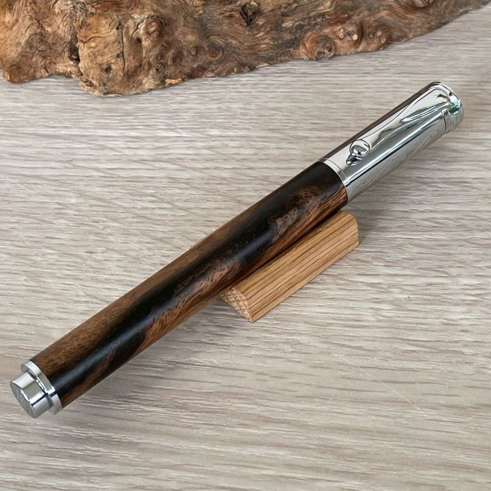 黒柿 / Cam 木軸万年筆 マグネットキャップ式【一点もの！508222