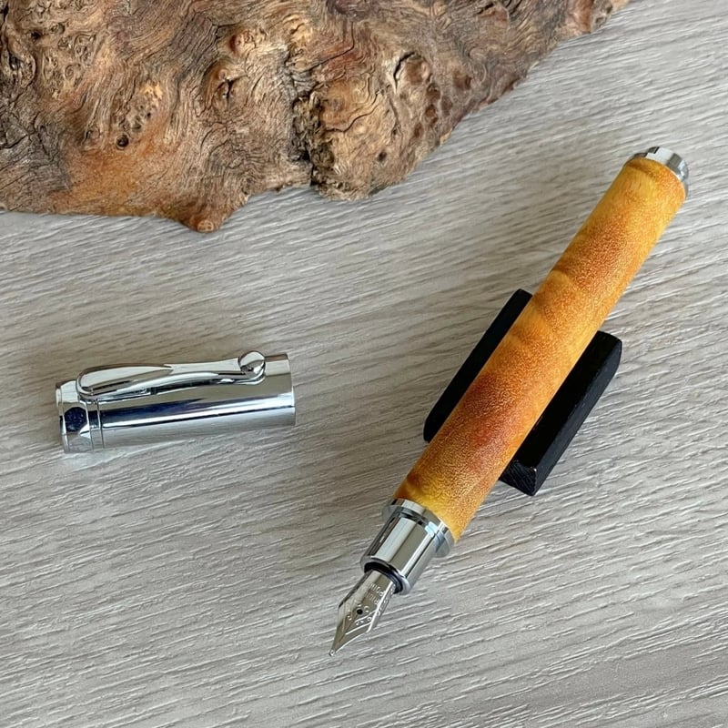 GOLDスタビライズドウッド・ポプラ瘤杢 / Cam 木軸万年筆 508223