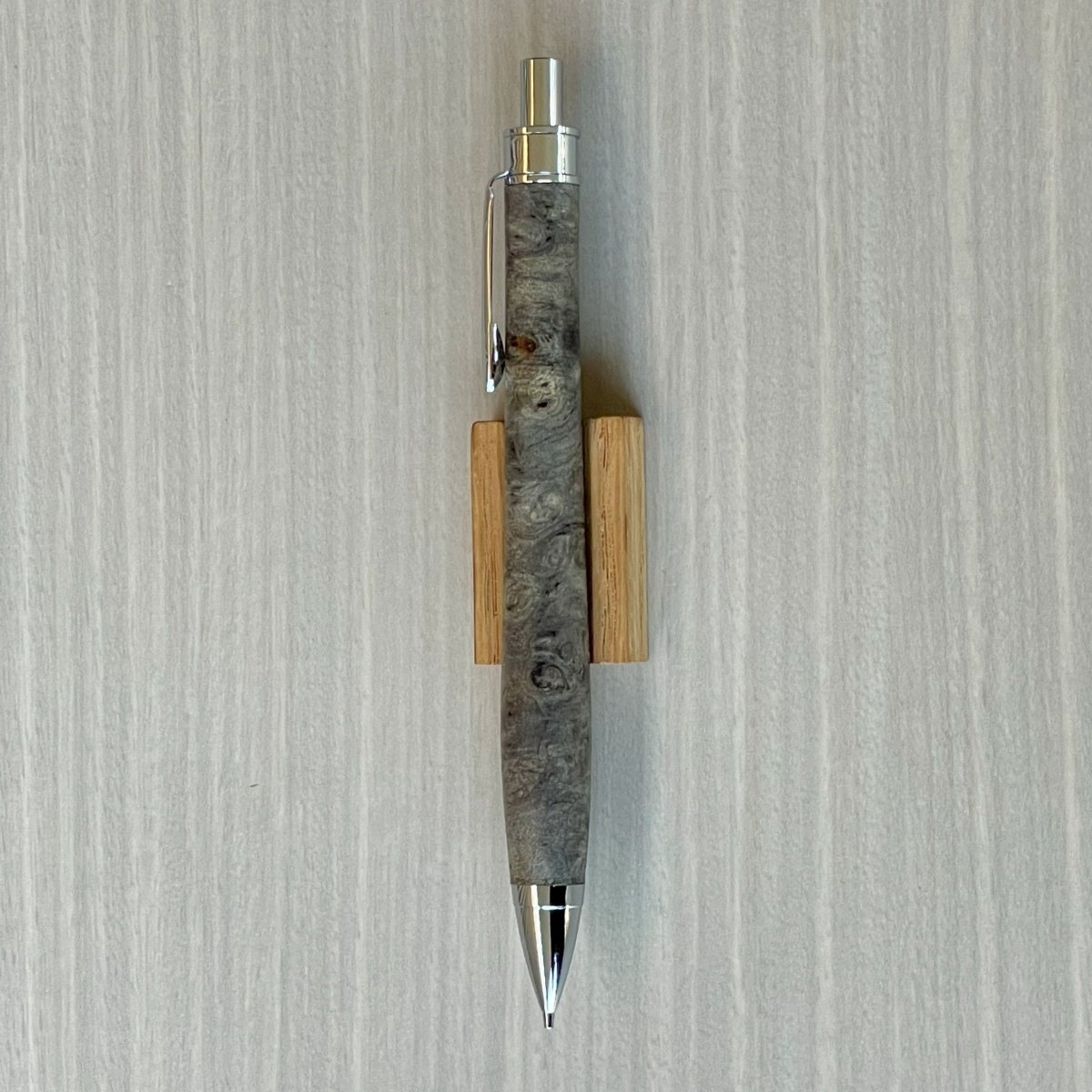 バックアイバール・Buckeye Burl / UMA15 木軸シャープペンシル