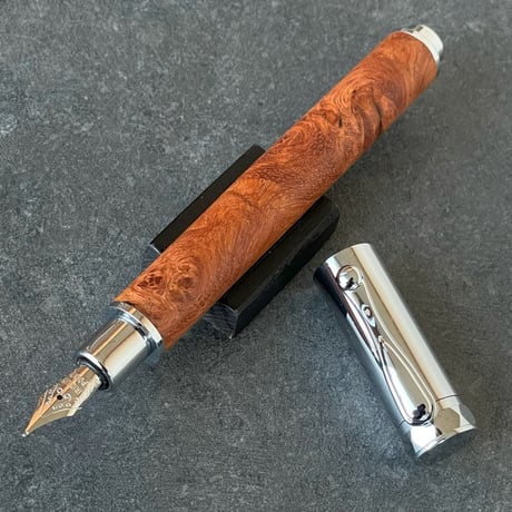稀少品】□天然素材 水牛角軸 万年筆 F 細字 Jowoペン先 新品□