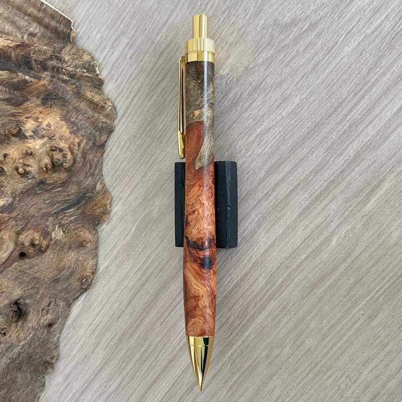 花梨瘤紅白 トリコロール / UMA 木軸シャープペンシル/ゴールド金具