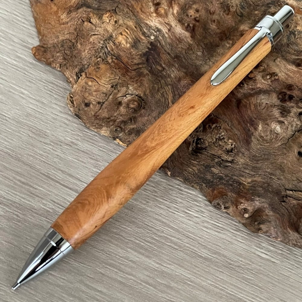 桑（くわ）/ UMA 木軸シャープペンシル 【一点もの！509134