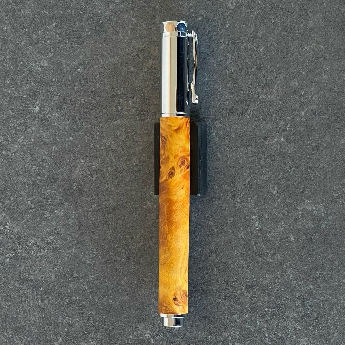 GOLDスタビライズドウッド・ポプラ瘤杢 / Cam 木軸万年筆 SN_421004
