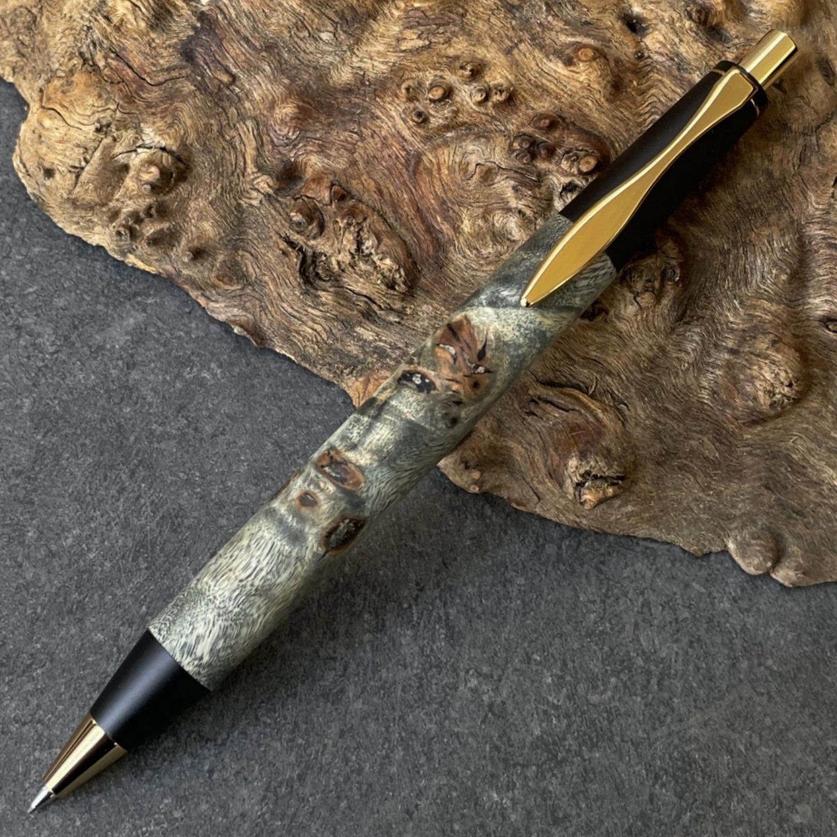 【早い者勝ち】メープルスタビライズドウッド　ボールペン0.5 金色金具変更 早い者勝ち】メープルスタビライズドウッド ボールペン0.5 金色