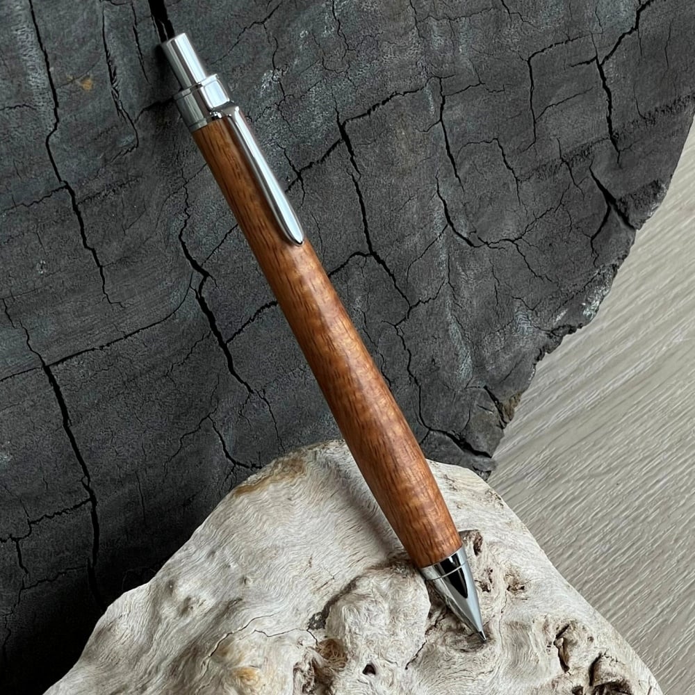 ハワイアンコアカーリー / UMA17 木軸シャープペンシル (52052713