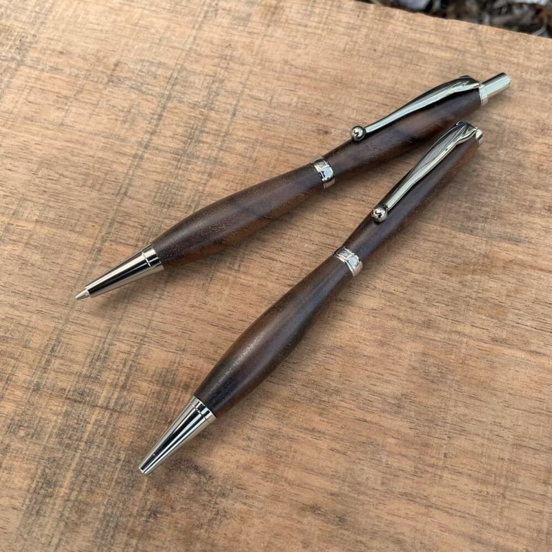 【Mino】完成しました。　木軸　手作り　木のペン Mino】完成しました。 木軸 手作り 木のペン
