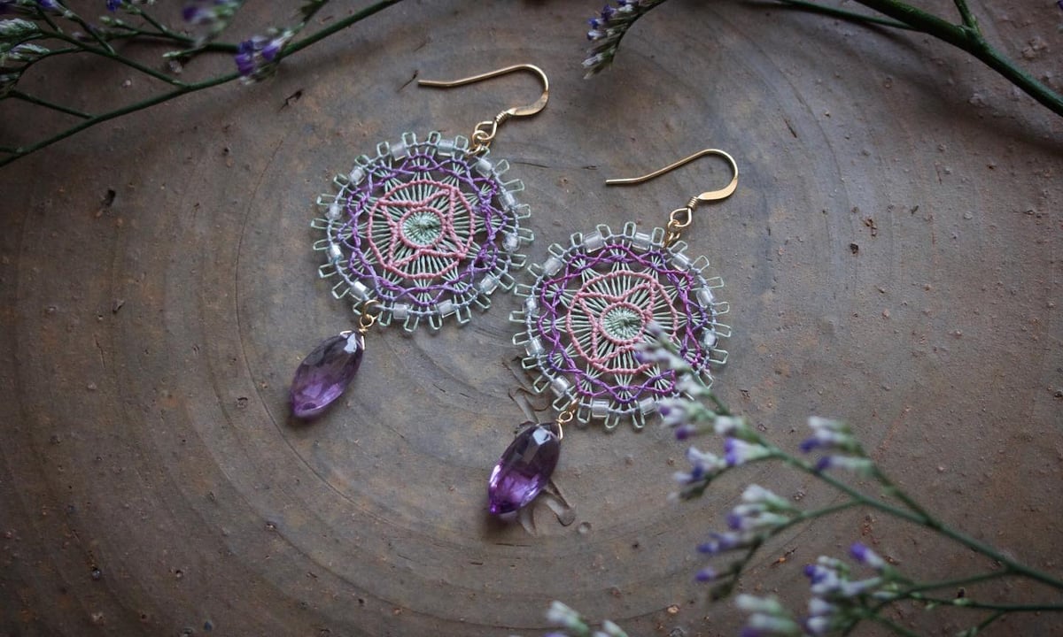 Lilac ice ピアス14kgf 【nanduti(絹) ×アメジスト】 | CHUUU.TAN