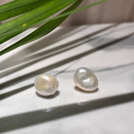 バロックパールピアス | STORES