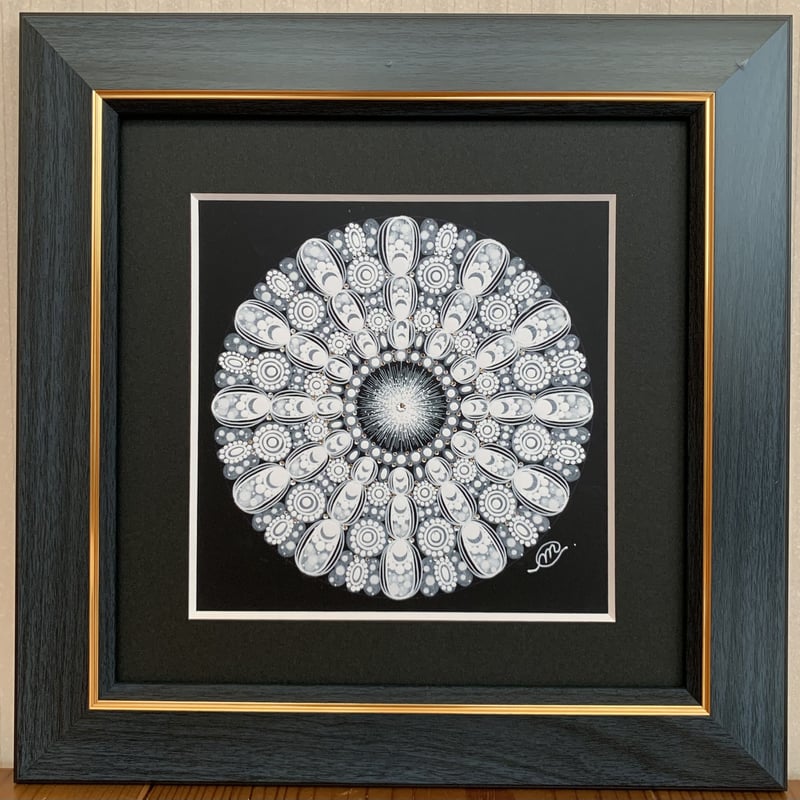 太田光嶺　金彩革　三色菫　絵画 木製フレーム付き 太田光嶺 金彩革 三色菫 絵画 木製フレーム付き - メルカリ