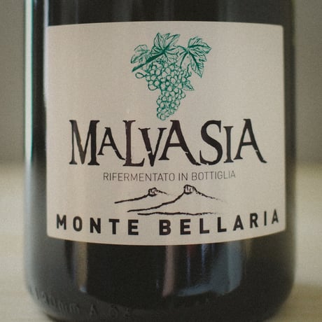 Monte Bellaria "Malvasia dell’Emilia Vino Frizzante" モンテ ベッラーリア "マルヴァジア デッレミリア ヴィーノ フリッツァンテ" NV