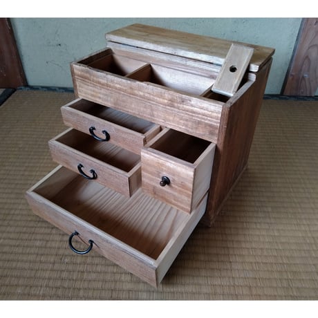 桐の裁縫箱