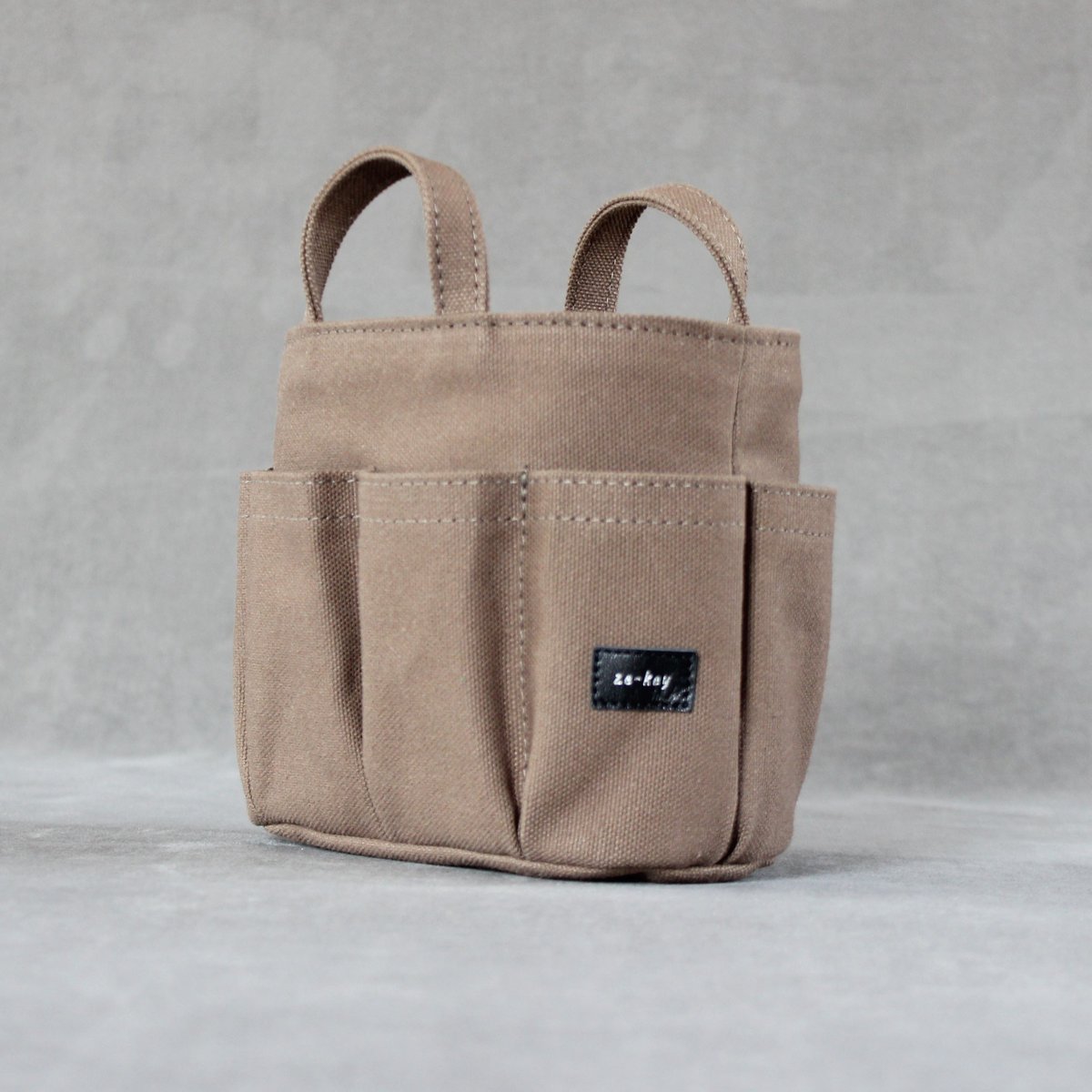 ツールバッグペン立て Mサイズ オールドカーキ | leather works ze-key