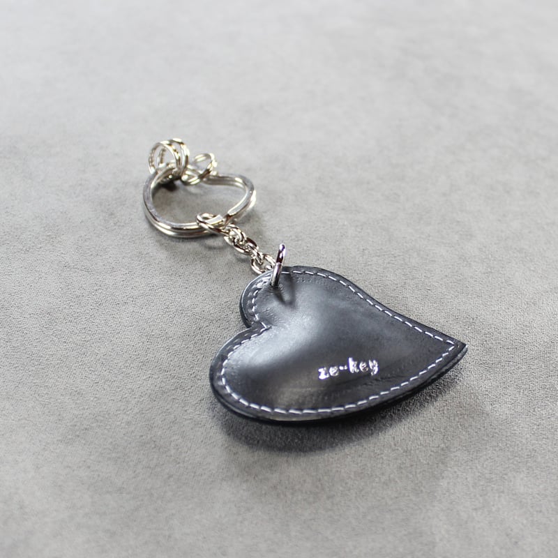 ハートのキーホルダー フェブレロ ブラック | leather works ze-key