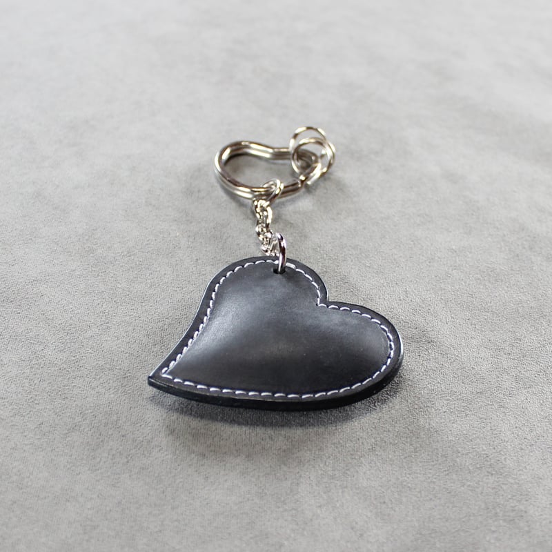 ハートのキーホルダー フェブレロ ブラック | leather works ze-key