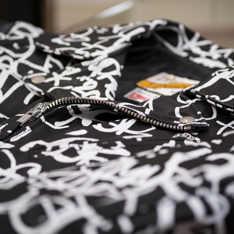 完売品　大変キレイな状態　Supreme 18AW レザージャケット　ブルゾン Supreme◇18AW/ペインテッドパーフェクトレザージャケット