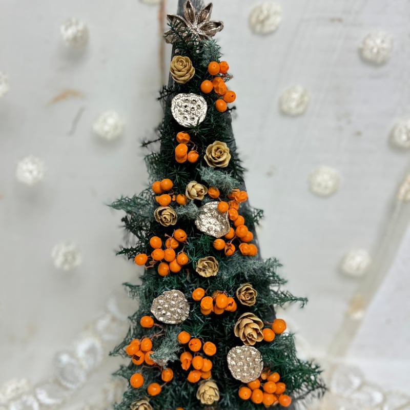 オレンジ香るクリスマスツリー | 店舗を持たないお花屋さん