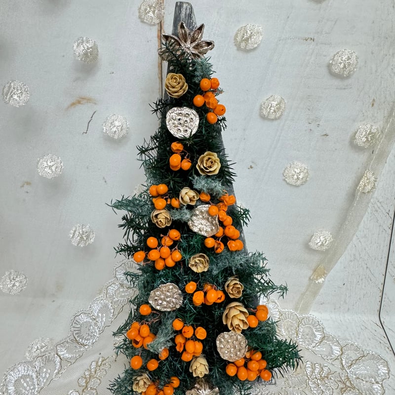 オレンジ香るクリスマスツリー | 店舗を持たないお花屋さん