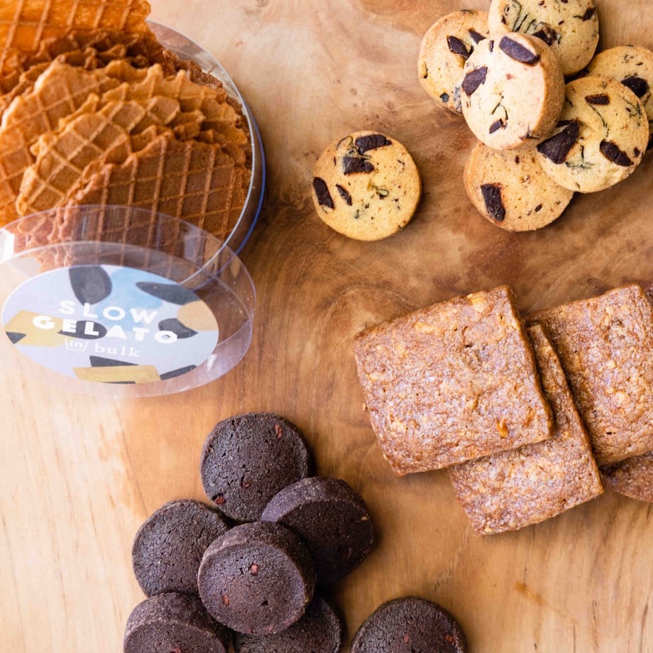 60ea6869a00a4a5e55b1743b