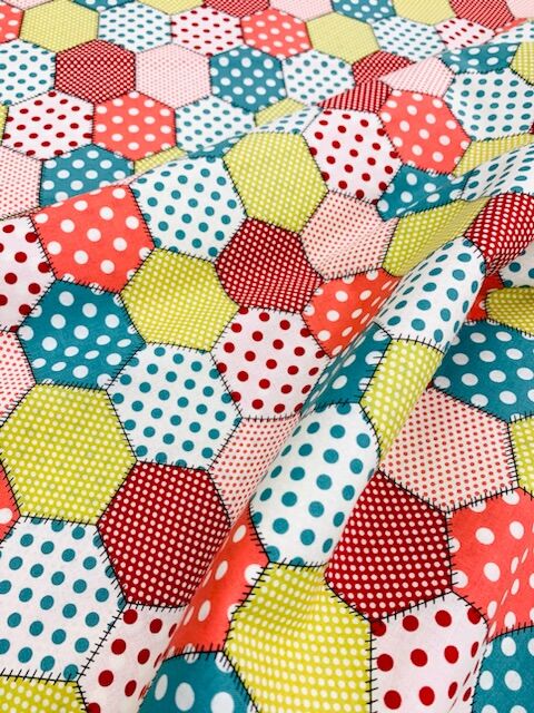 512.国産プリント ﾍｷｻｺﾞﾝﾊﾟｯﾁﾜｰｸ風 | ﾊﾟｯﾁﾜｰｸのお店 Dears Qu