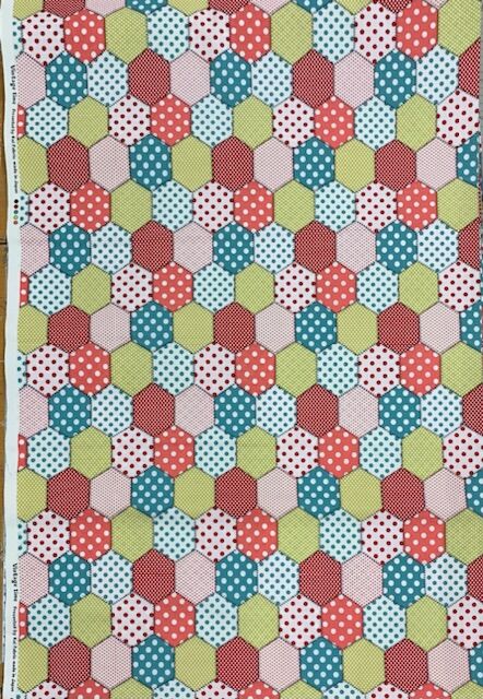 512.国産プリント ﾍｷｻｺﾞﾝﾊﾟｯﾁﾜｰｸ風 | ﾊﾟｯﾁﾜｰｸのお店 Dears Qu