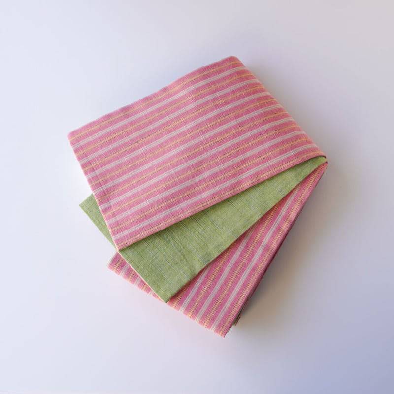 会津木綿半幅帯 長尺 若草色無地 × 桃色地に両子持縞 | 古今堂 ふだん