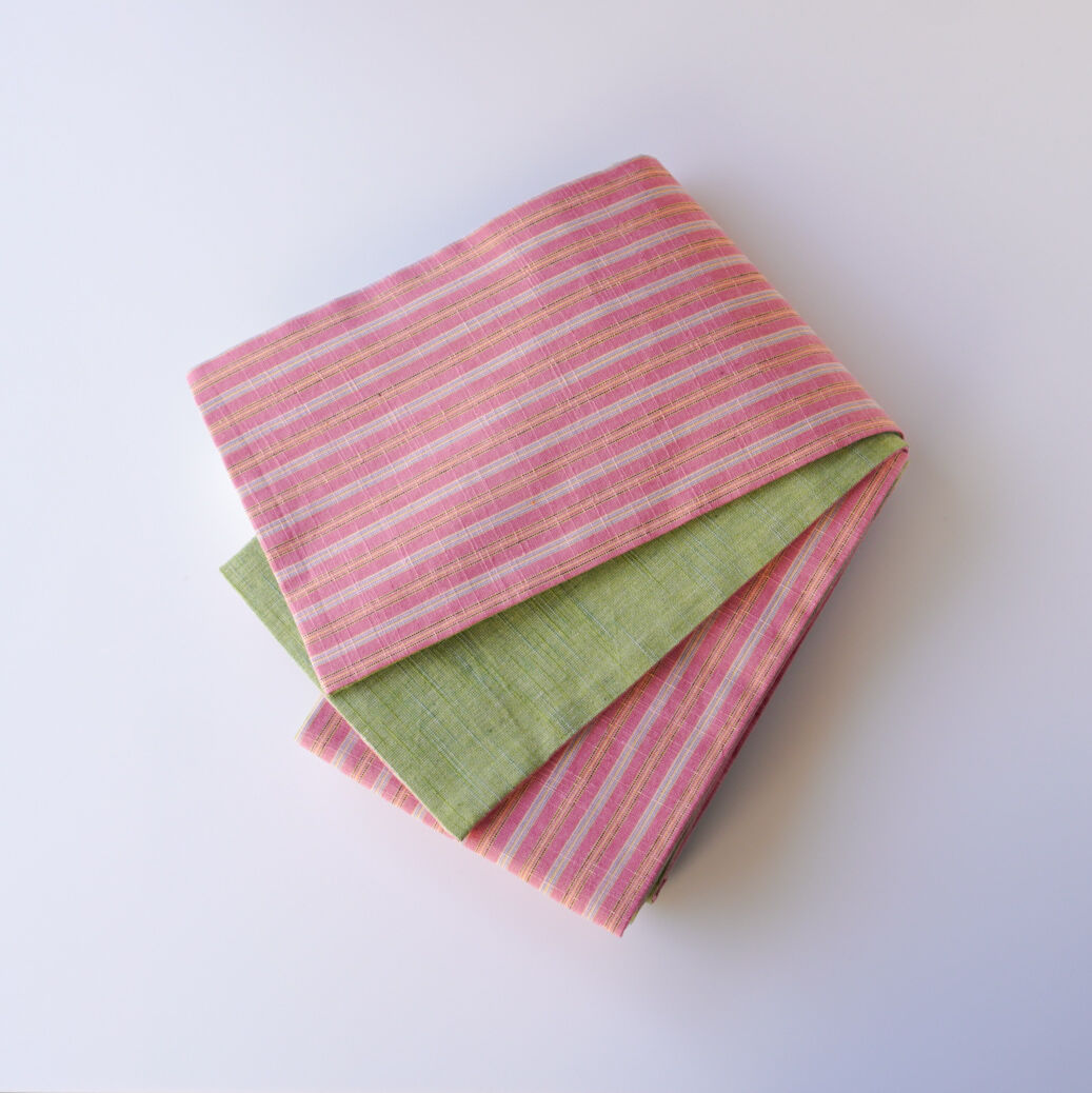 会津木綿半幅帯 長尺 若草色無地 × 桃色地に両子持縞 | 古今堂 ふだん