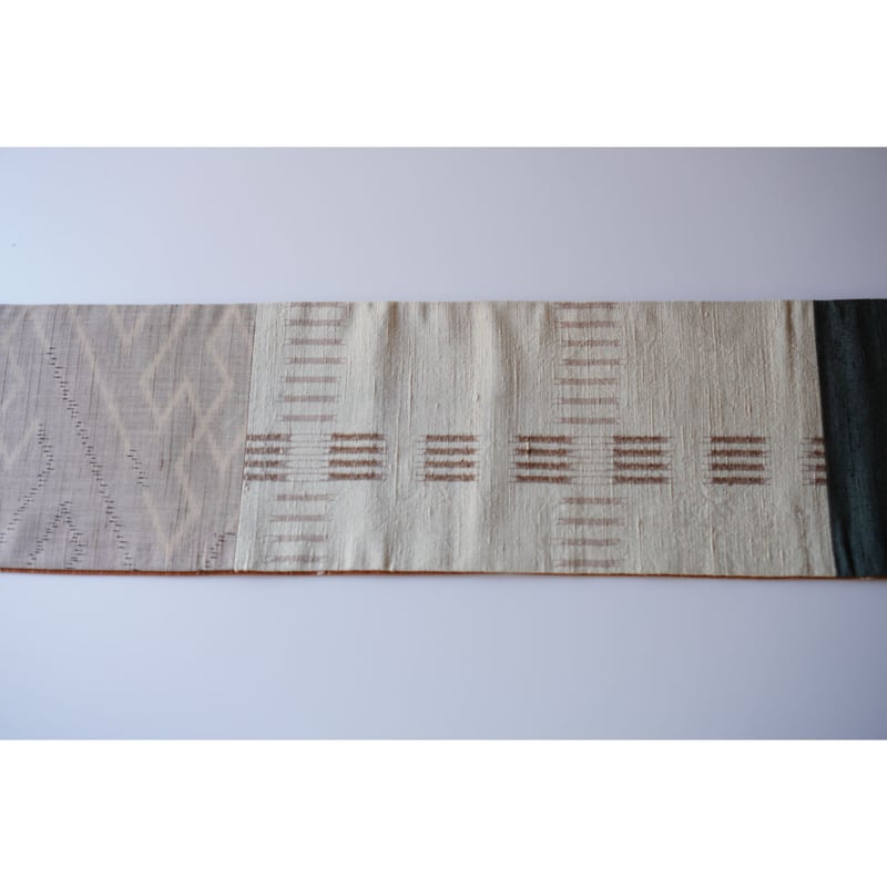 紬半幅帯 パッチワーク×橙色紬地に手描き芝草模様 | 古今堂 ふだん着物屋