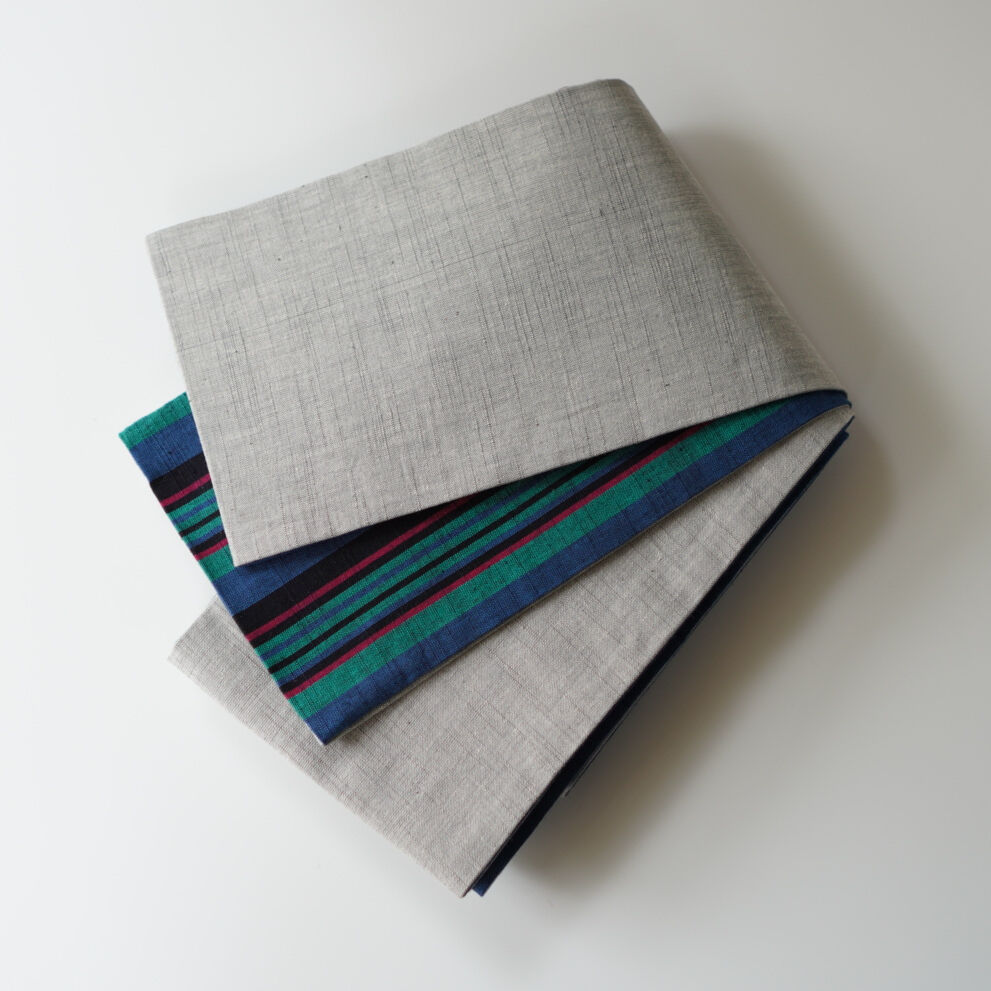 会津木綿半幅帯 薄墨色無地×青・黒・緑・赤紫の縞 | 古今堂 ふだん着物屋