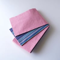 会津木綿半幅帯  桃色無地 × 青と紫の矢鱈縞