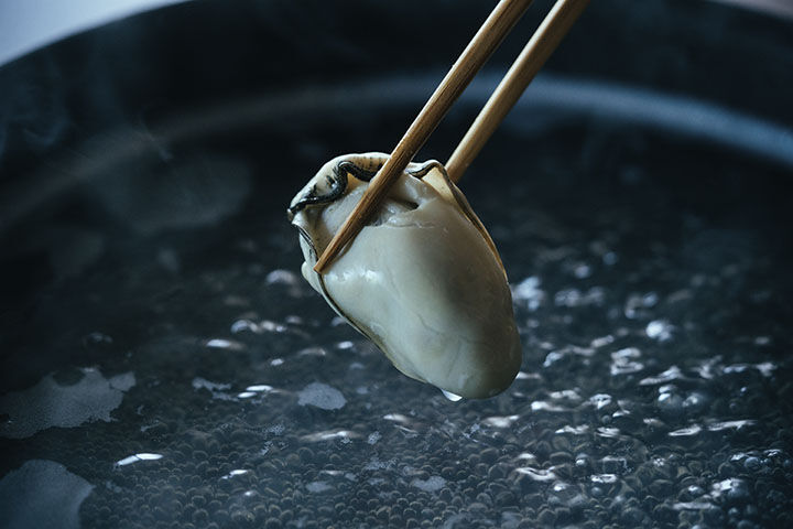 冷凍 むき身2L（加熱用） 600g （300g×2袋） | 矢野水産 オンラインストア