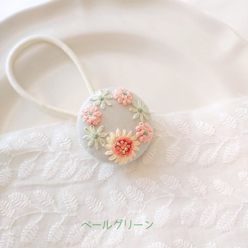 お揃いできる刺繍ヘアゴム(小)】『向日葵』 | AMYu cerise