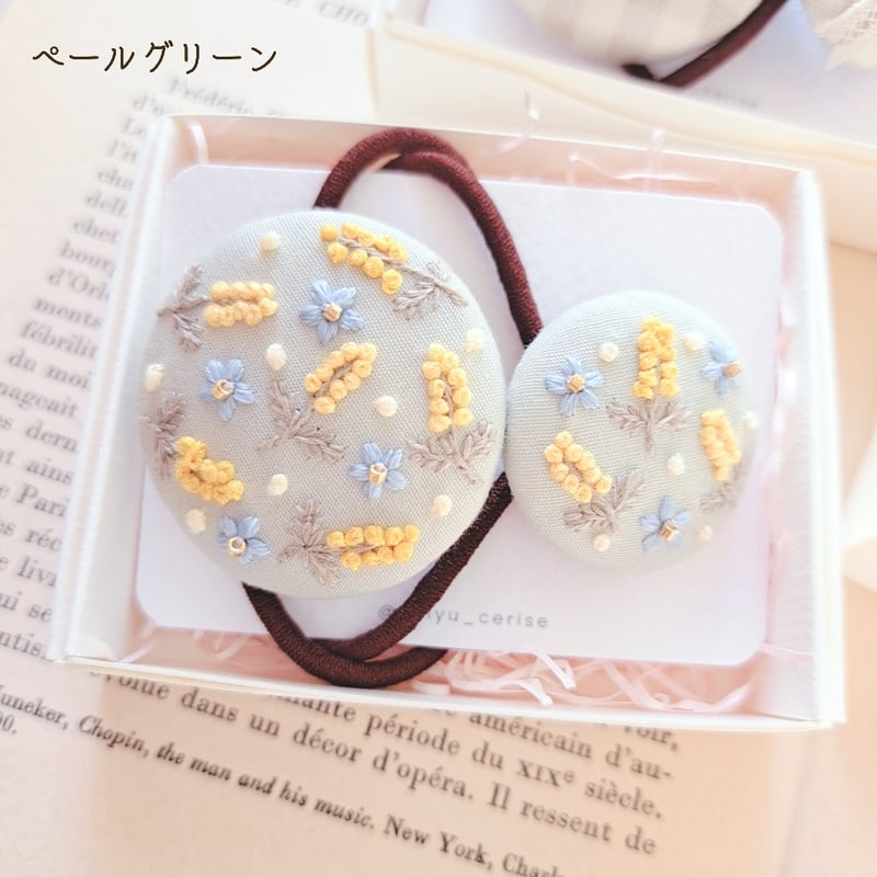 新作 本物のミモザ 大人カラーハート ヘアゴム 親子お揃い】刺繍アクセサリー&ヘアゴム『ミモザ』 | AMYu cerise