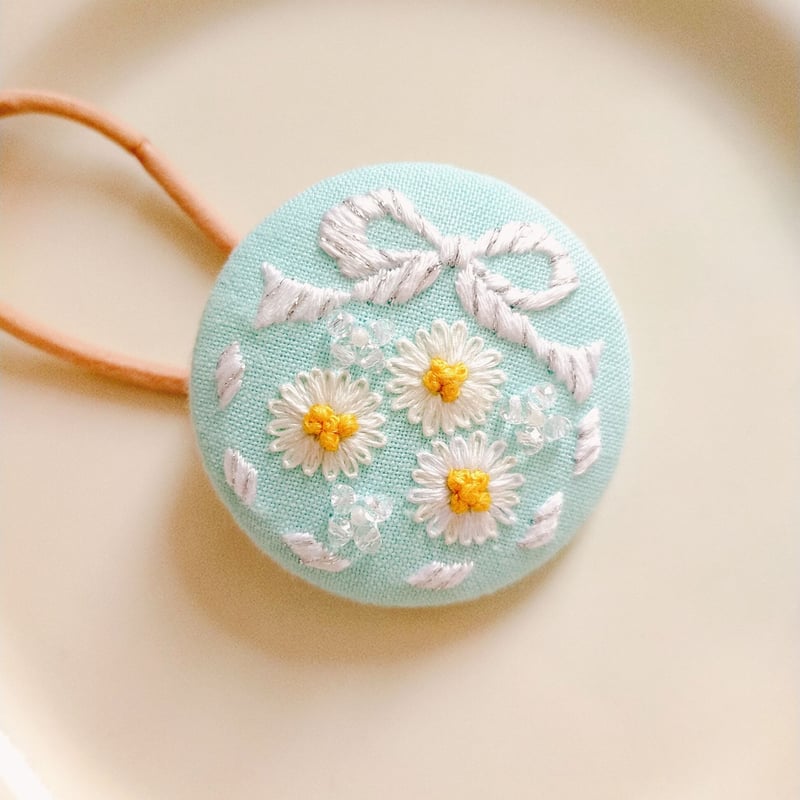 刺繍アクセサリー『マーガレット』 | AMYu cerise