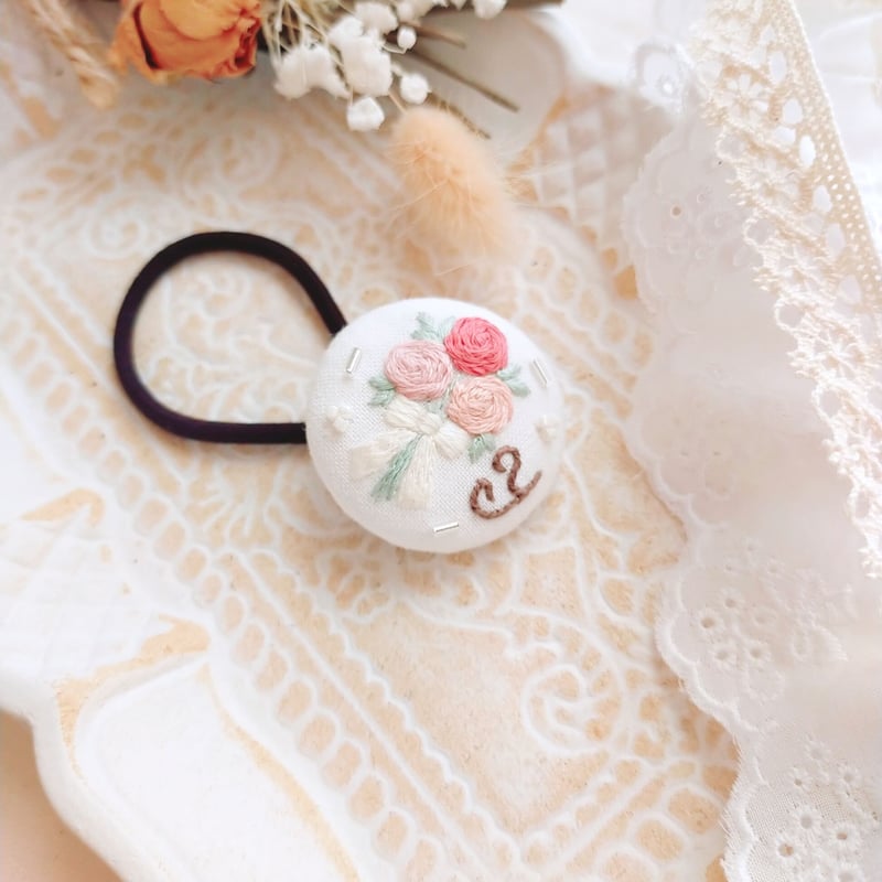 お揃いできる】刺繍ヘアゴム『薔薇』 | AMYu cerise