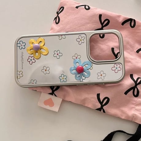 【お取り寄せ商品】iPhoneケース スマホケース iPhone16 iPhone15 iPhone14 かわいい 花柄 デイジー ミラー メタリック L9487