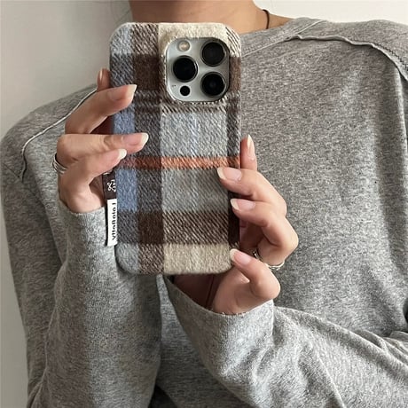 【お取り寄せ商品】iPhoneケース スマホケース iPhone17 iPhone16 iPhone15 チェック セーター柄 大人可愛い L9098