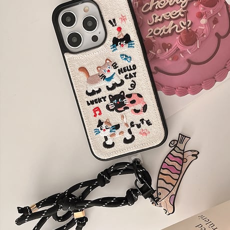 【お取り寄せ商品】iPhoneケース スマホケース iPhone16 iPhone15 iPhone14 かわいい キュート 刺繍 猫 L9219