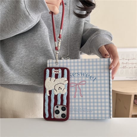【お取り寄せ商品】iPhoneケース スマホケース iPhone16 iPhone15 iPhone14 おしゃれ もこもこ 秋 冬 犬 dog L9274
