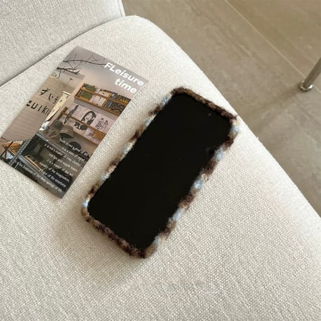 【お取り寄せ商品】iPhoneケース スマホケース iPhone17 iPhone16 iPhone15 もこもこ ブラウン ブルー 秋冬 大人可愛い M7100