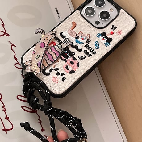 【お取り寄せ商品】iPhoneケース スマホケース iPhone16 iPhone15 iPhone14 かわいい キュート 刺繍 猫 L9219