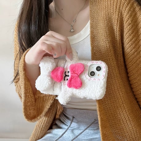 【お取り寄せ商品】iPhoneケース スマホケース iPhone16 iPhone15 iPhone14 もこもこ 犬 ぬいぐるみ 可愛い M7018