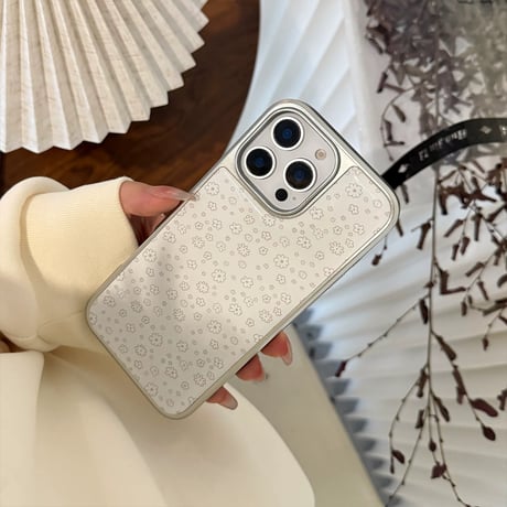 【お取り寄せ商品】iPhoneケース スマホケース iPhone16 iPhone15 iPhone14 大人 シンプル ホワイト 花柄 L9453