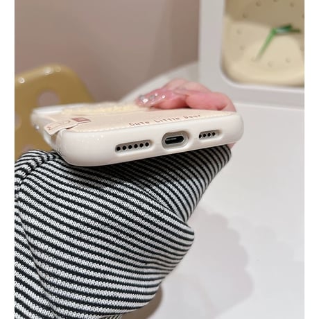 【お取り寄せ商品】iPhoneケース スマホケース iPhone17 iPhone16 iPhone15 くま ボア 可愛い もこもこ M7107