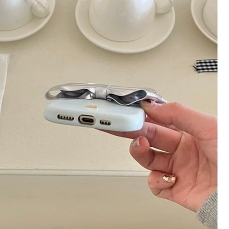 【お取り寄せ商品】iPhoneケース スマホケース iPhone16 iPhone15 iPhone14 かわいい 大きめ シルバー リボン L9389