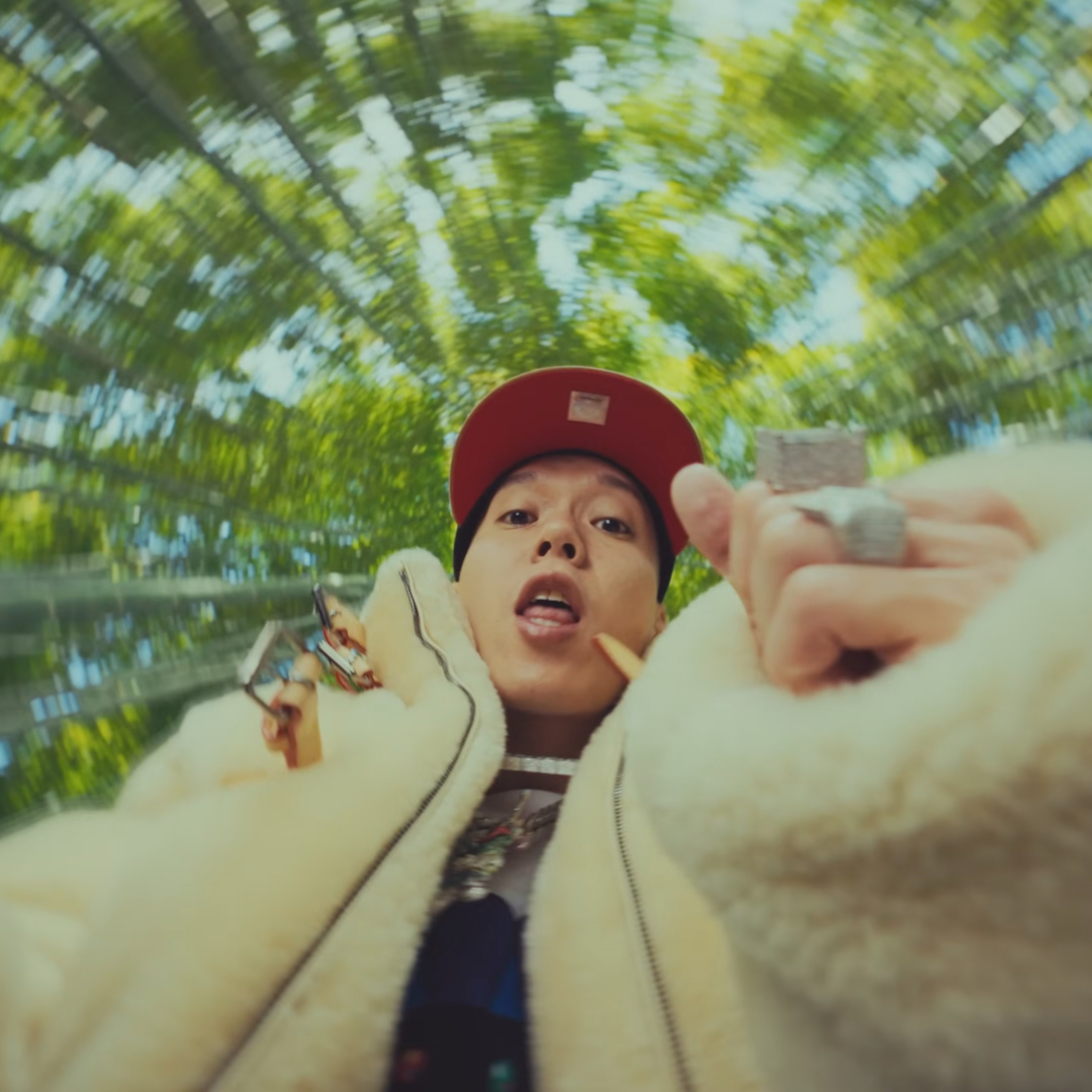 JP THE WAVY フラッグ　サイン入り WAVEBODY (Remix) feat. OZworld, LEX & ¥ellow Bucks ‑ 曲