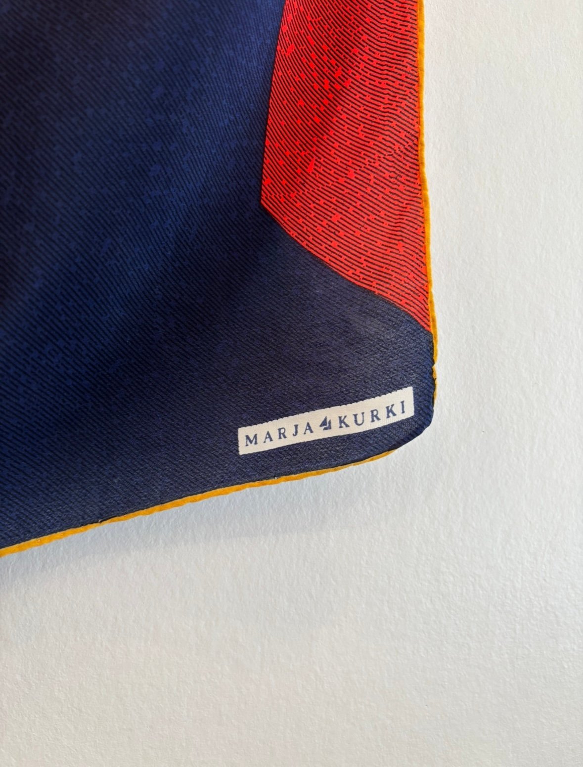 Marja Kurki” Scarf | ラビット古着店