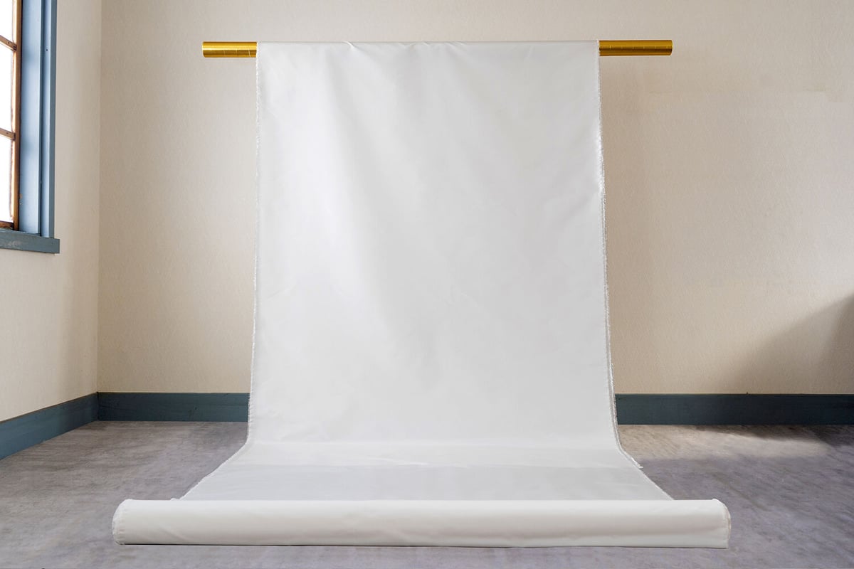 【美品】n100 シルクタフタコート　シルバー 161 17m/mシルクタフタ | 行方織物 Silk Textile Store